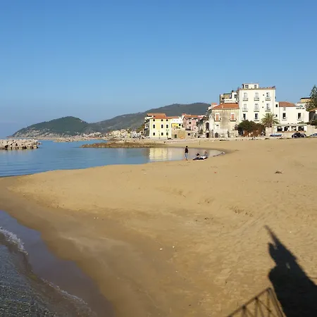 Il Cefalo & Restaurant Hotel 3*